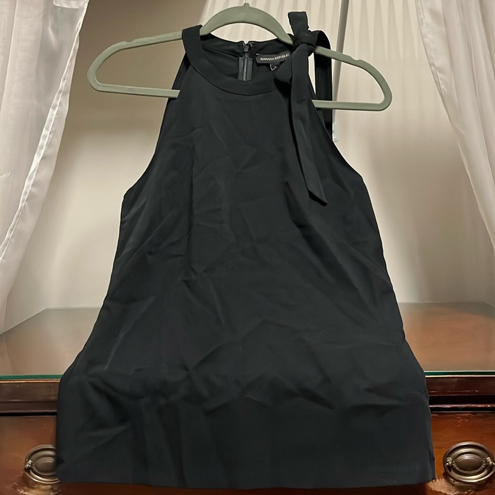 NWT Banana Republic Women's Size 4 Black Bow Halter Neck Top